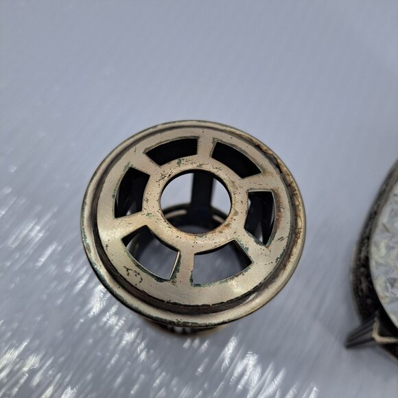 Scentier Heart-Shape Cut Glass Fragrance Lamp Diffuser Silver Tone Ornate Base - Picture 7 of 14